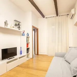 https://molinari-house-centro-diamond.emilia-romagnahotels.net