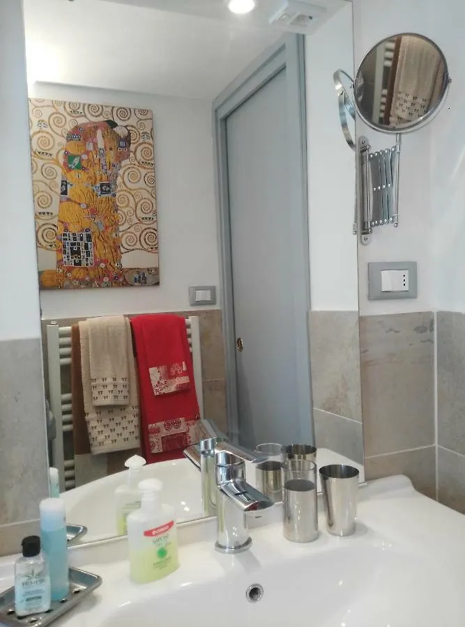 Appartamento Di Marzia In Oltrarno Флоренция 0*,